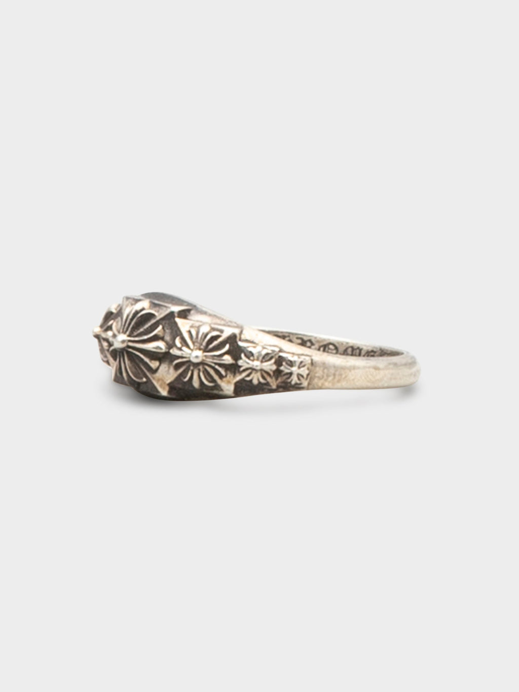 Triple Pyramid Plus Bubblegum Ring