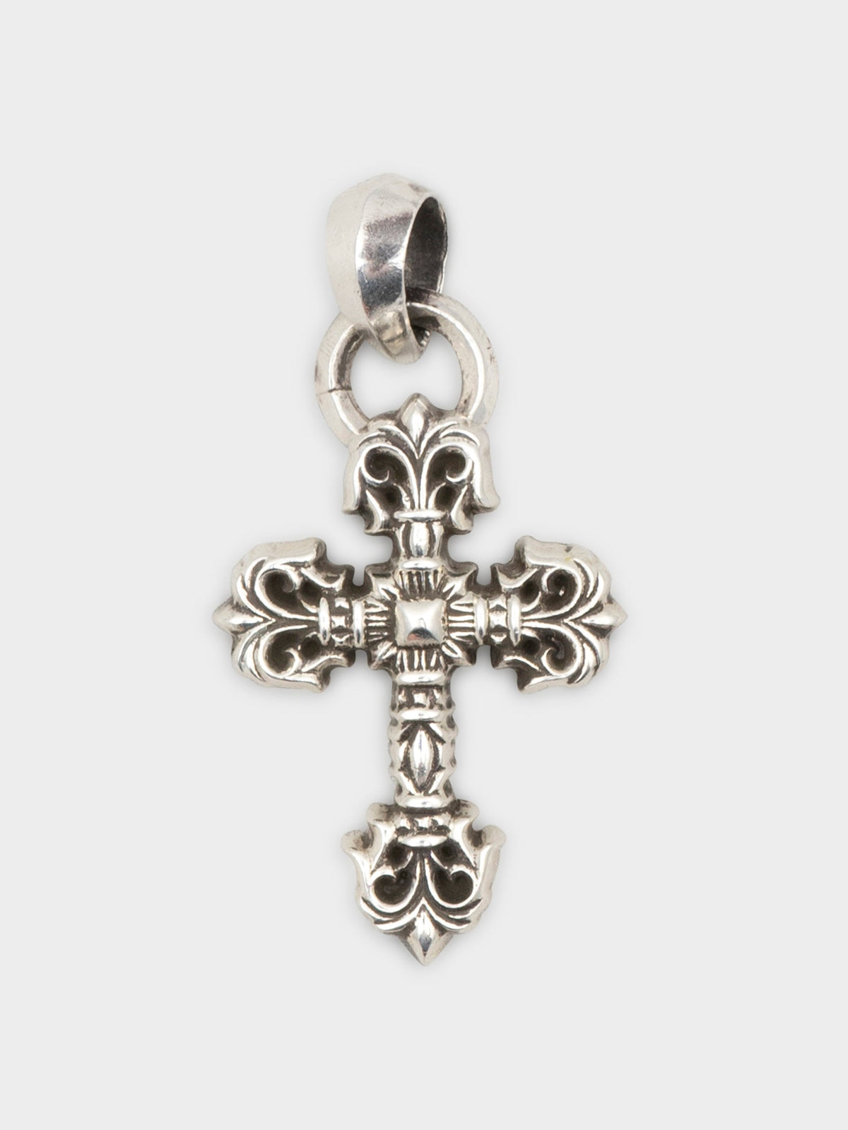 Large "XS" Filigree Pendant