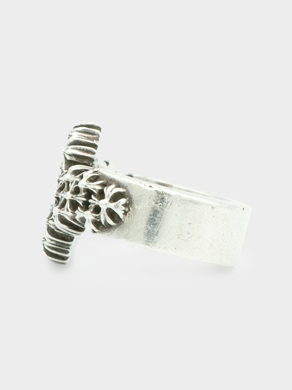 Cemetery Pointer Ring