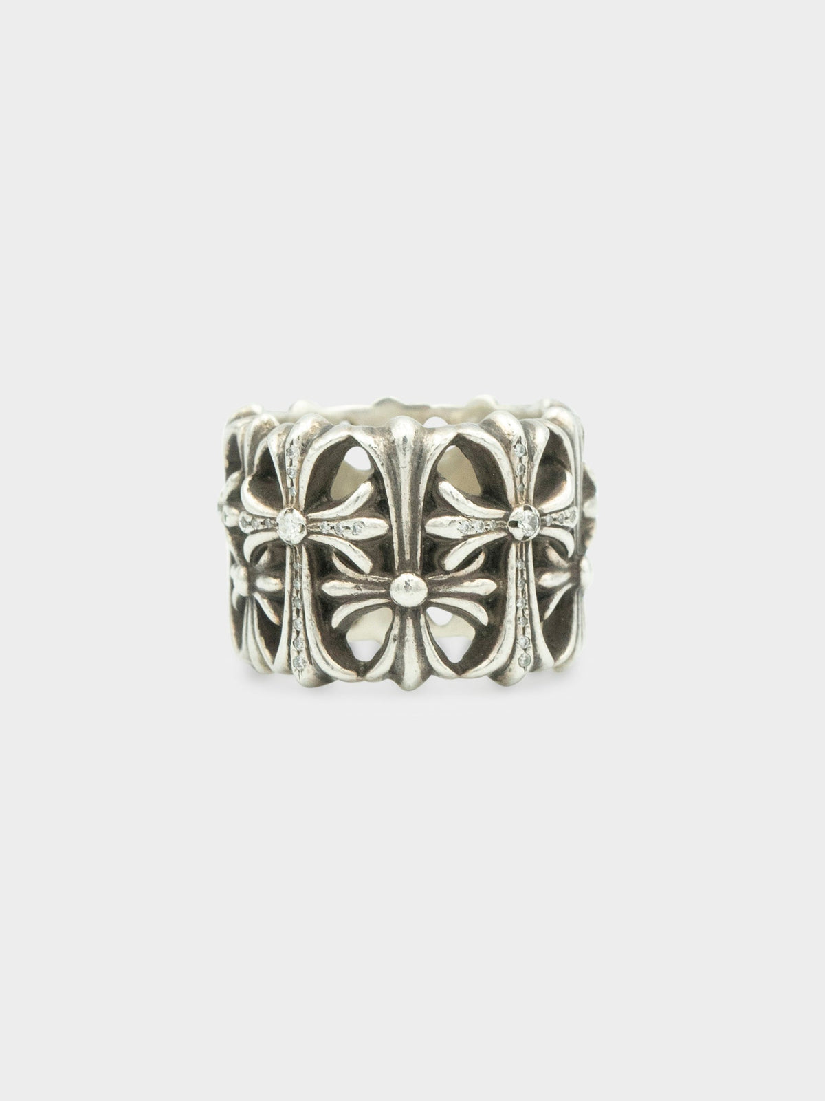 Alternating Pavé Diamond Cemetery Ring