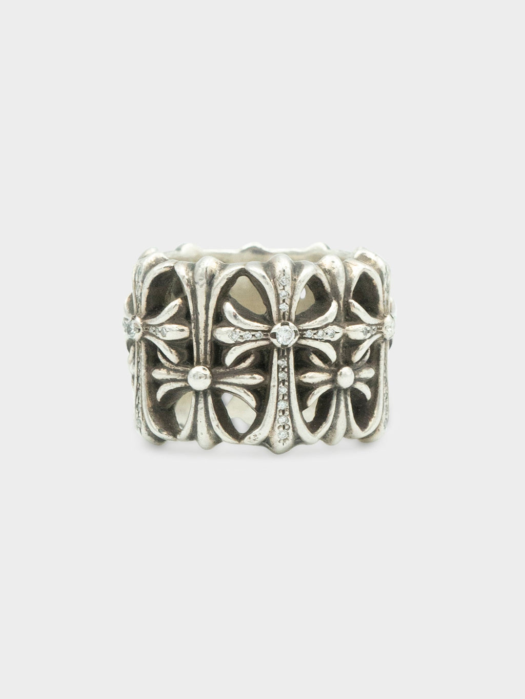 Alternating Pavé Diamond Cemetery Ring