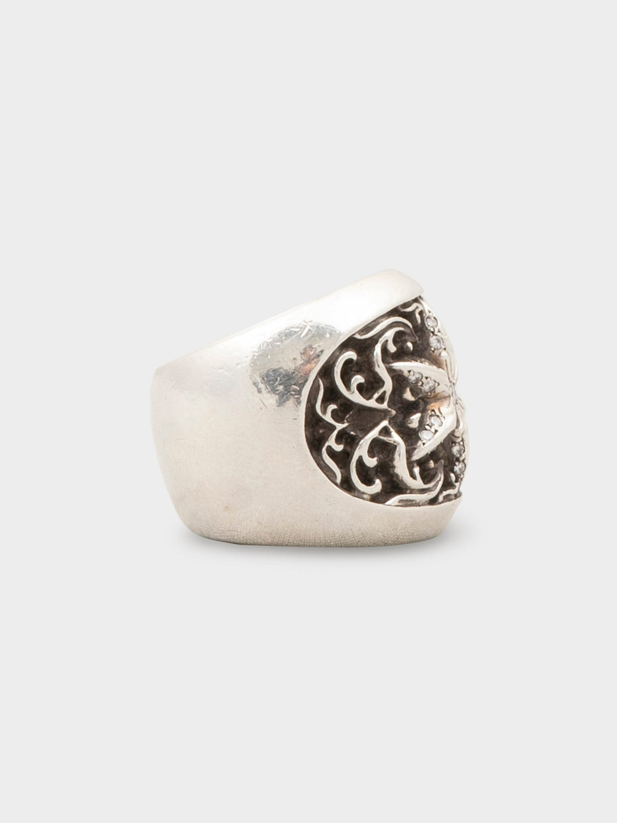 Diamond Oval Star Ring